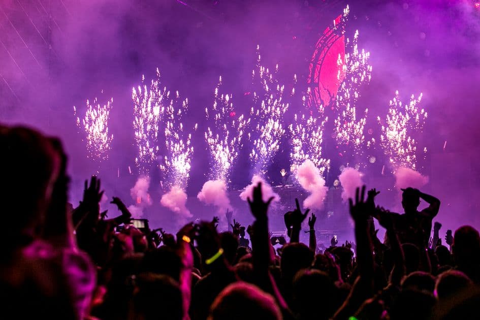 Wedding Playlist Curation: Beyond the DJ in 2026